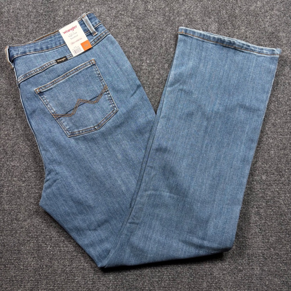 Wrangler High Rise Bootcut Jeans Womens 16 Blue Free to Stretch 1802564 NWT